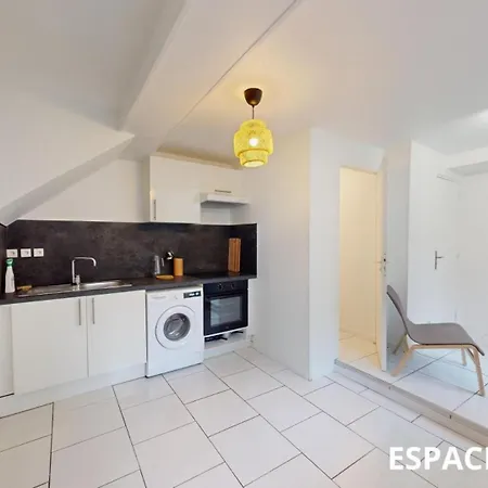 Coty - 1 Apartment *